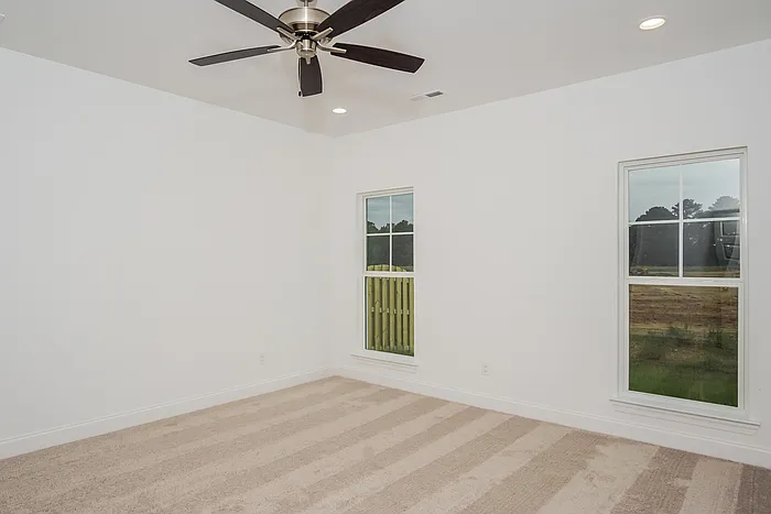 1031 Highgrove Hts NW — Photo 6
