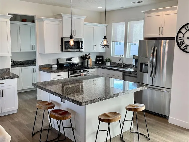 4598 W Scissor Way — Photo 4