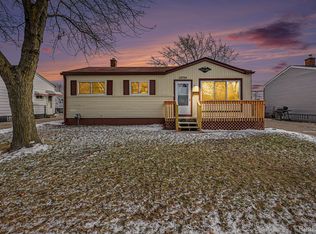 13704 Sherman Ave, Warren, MI