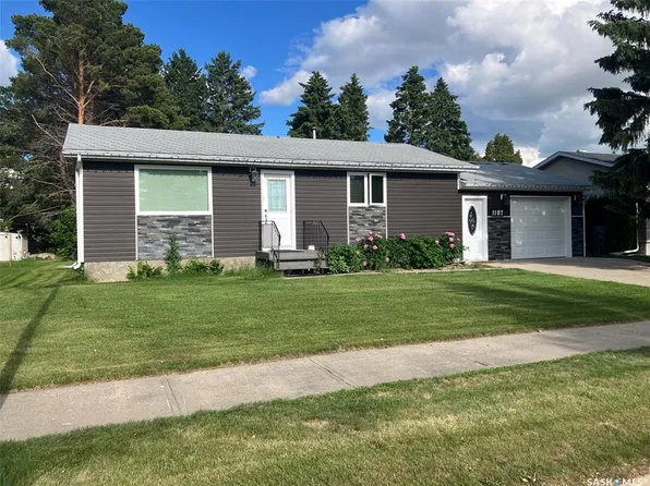 1107 Centre STREET, Nipawin, SK S0E 1E0