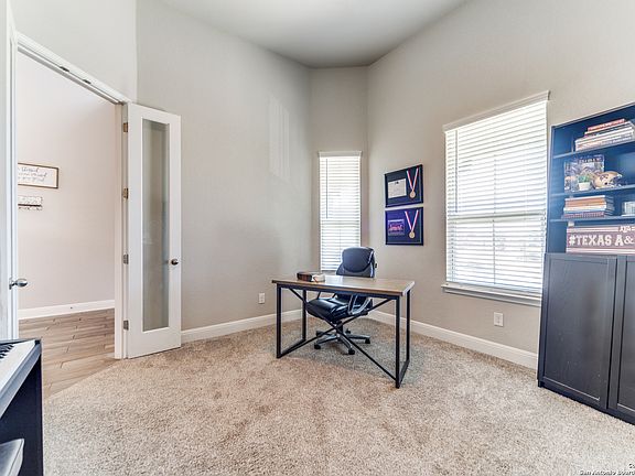 4th image of 28902 WINDLESHAM WAY