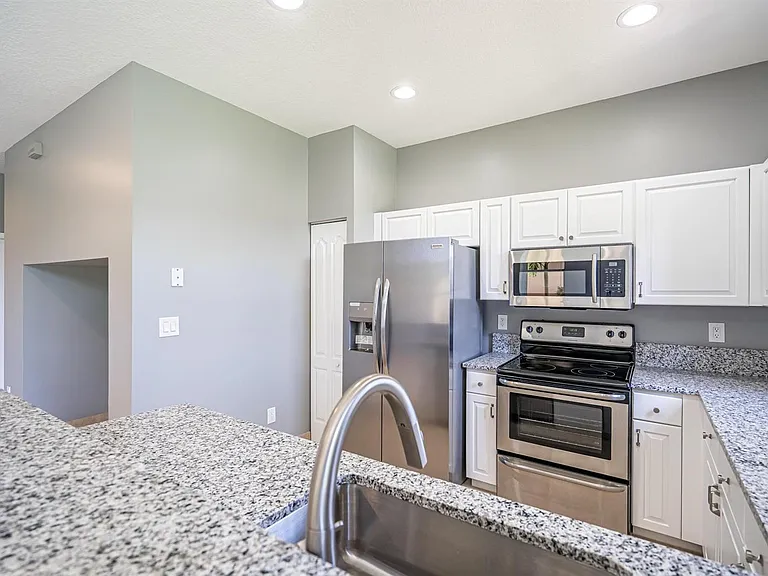 460 Rainbow Springs Ter — Photo 6