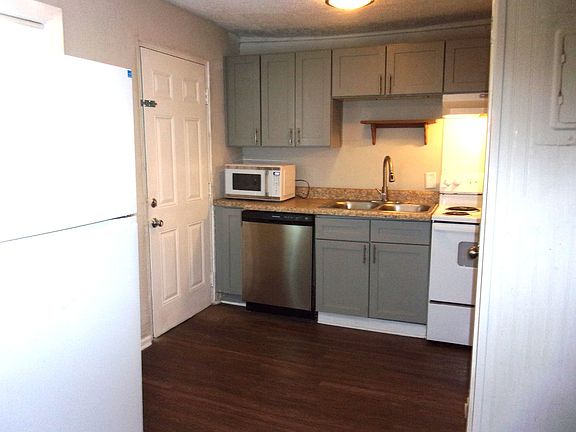 5th image of 2405-1 Julia Ave