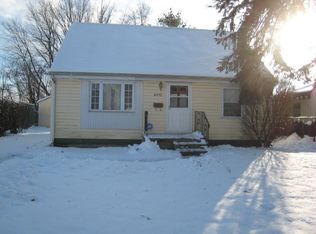 4512 Meadow Ln, South Bend, IN 46619