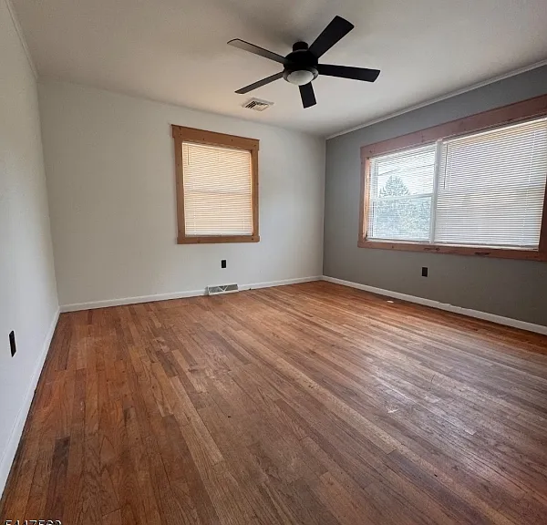 2350 Belvidere Rd — Photo 9