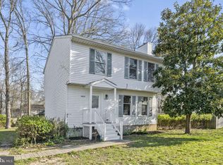 4929 Chestnut St, Shady Side, MD 20764
