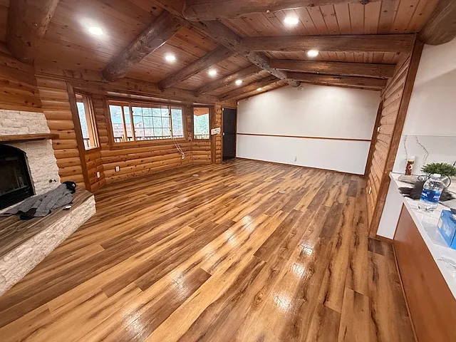 477 Villa Grove Ave — Photo 3
