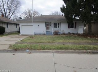 1167 Bell Ave, Elyria, OH 44035