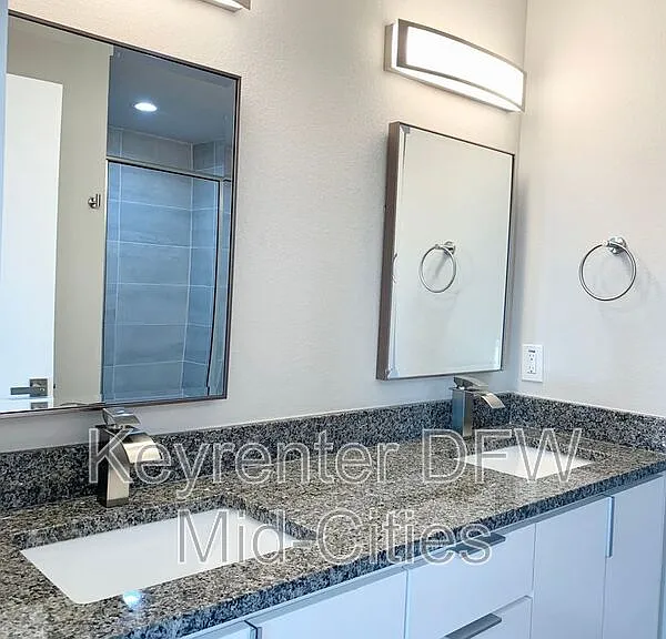 1431 Pearson St — Photo 31