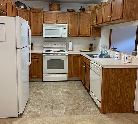 2nd image of 414 Glenwood Dr