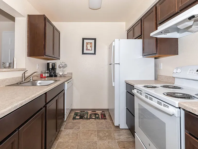 North Country Manor — Photo 31