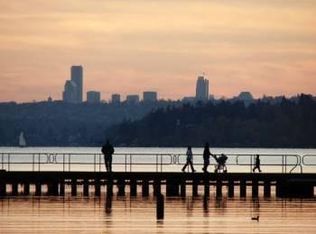 11627 91st Ln NE APT 2, Kirkland, WA 98034