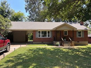 3285 Beechmont St, Memphis, TN 38127