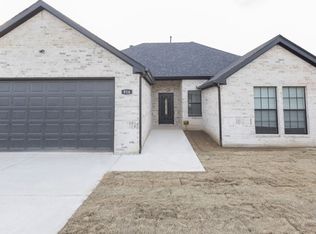 916 Williams Rd, Fort Worth, TX 76120