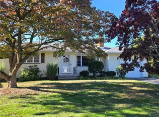 79 Drake Dr, Rochester, NY 14617