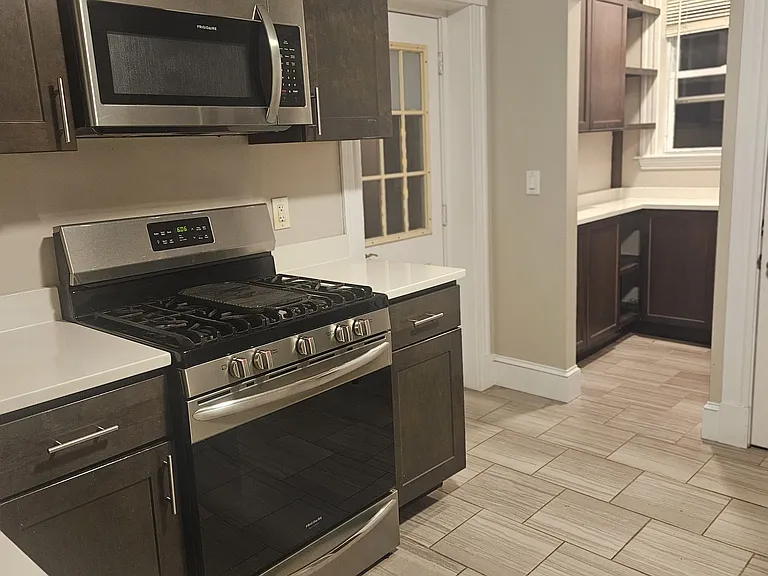52-54 Cutler St #54-1 — Photo 1