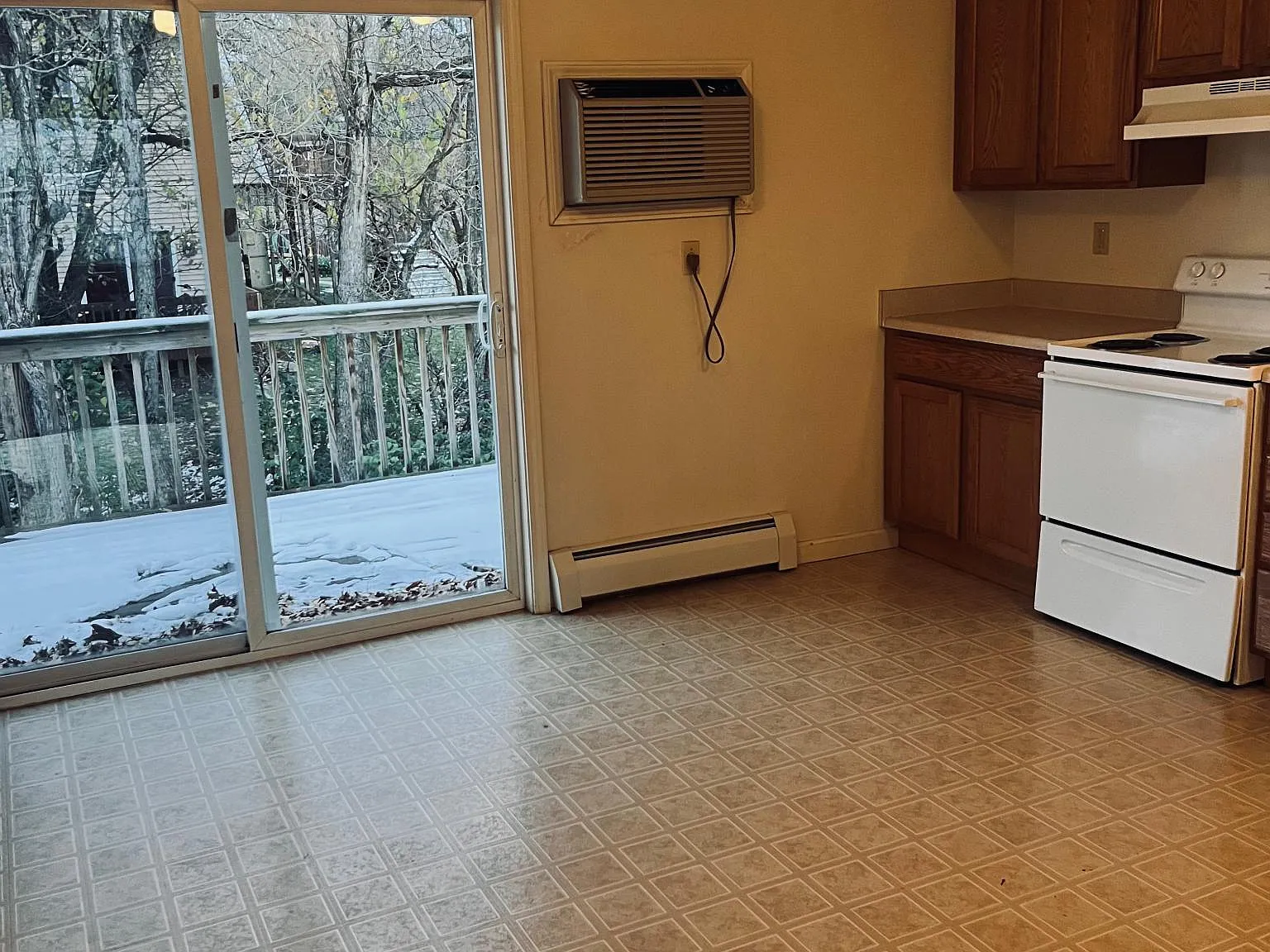 6129 W D Ave — Photo 2