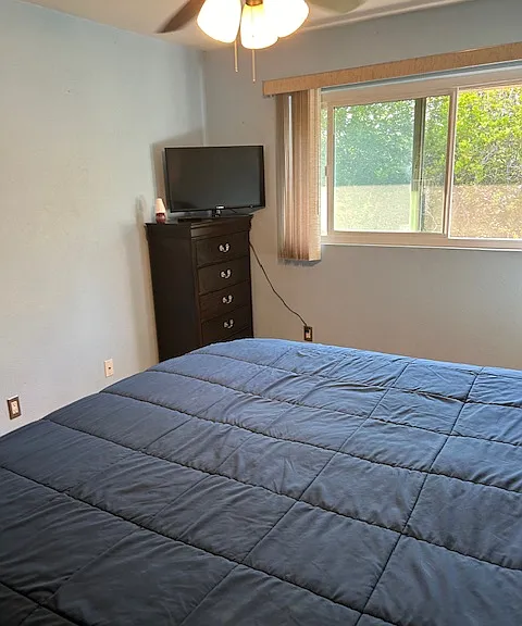 1645 Emerald St #2E — Photo 9