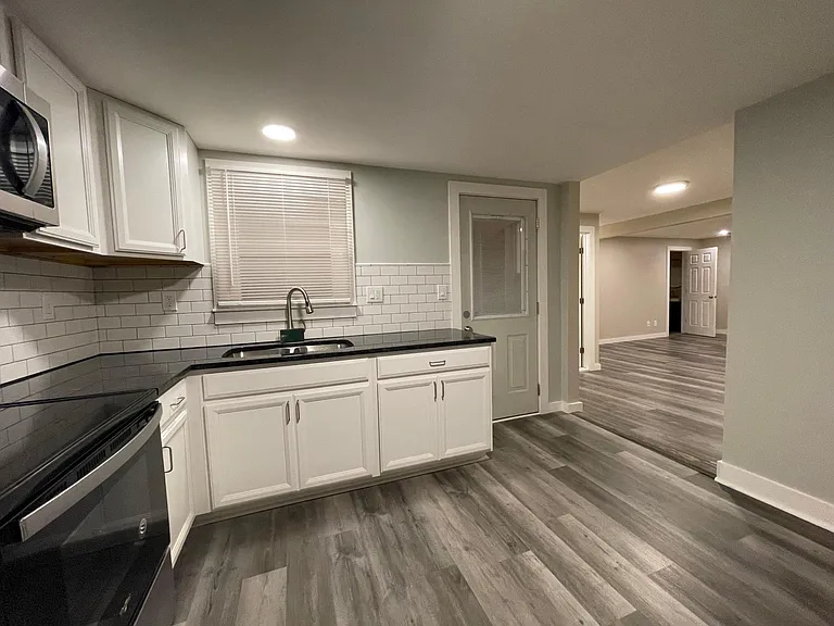 108 Clinton St #2 — Photo 12