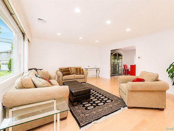 3rd image of 3399 Harold Street