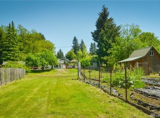 1411 S Bay Rd NE, Olympia, WA 98506