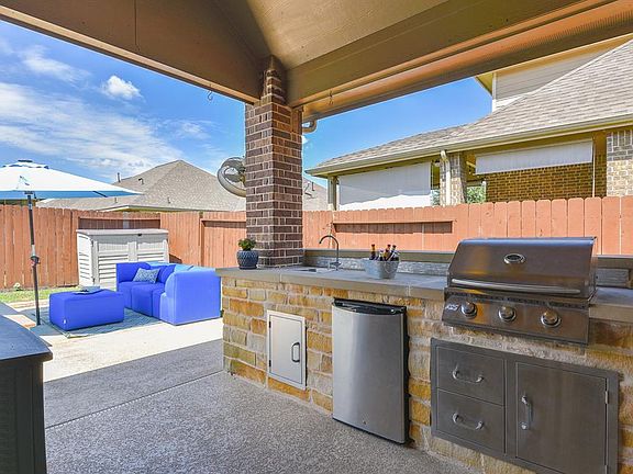 4th image of 21311 Sweet Auburn Ln