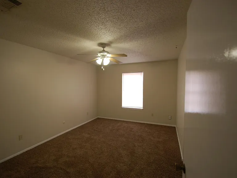 2238 Seville Ct #2238 — Photo 11