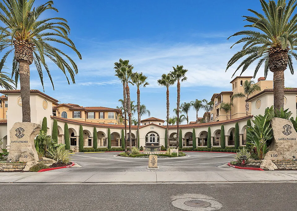 Santa Palmia at Palm Valley