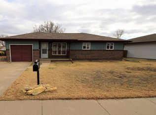 2318 Timber Dr, Hays, KS 67601