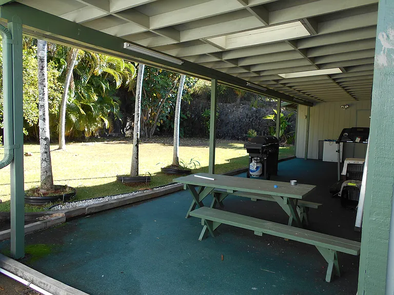 Rear covered lanai