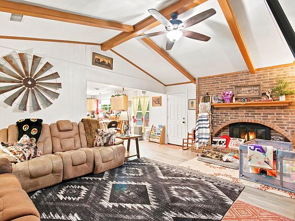 4th image of 1134 Piedmont Dr