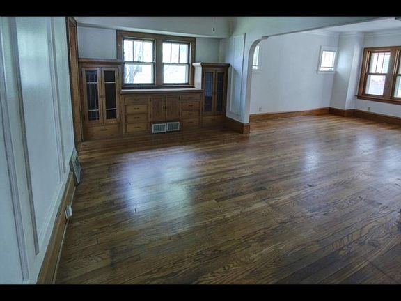 2nd image of 6216 W Richmond Ave #B