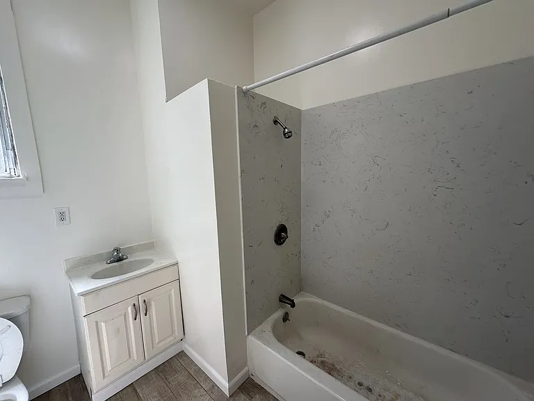 889 34th Street -2701 — Photo 13
