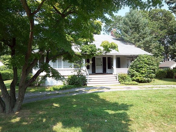 3rd image of 312 Windsor Ave