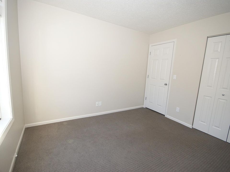 1st image of 3145 Windcrest Dr NE