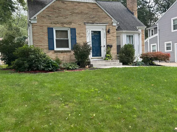 2458 Richards Dr SE, East Grand Rapids, MI 49506