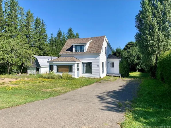453 Chaleur St, Charlo, NB E8E 2B9