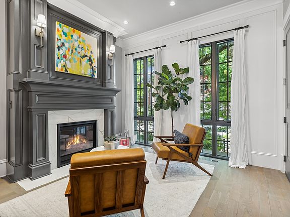 4th image of 2633 N Mildred Ave #1