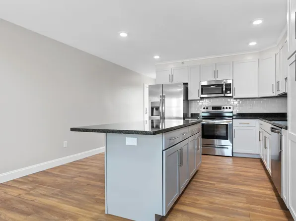 Third and Central Place