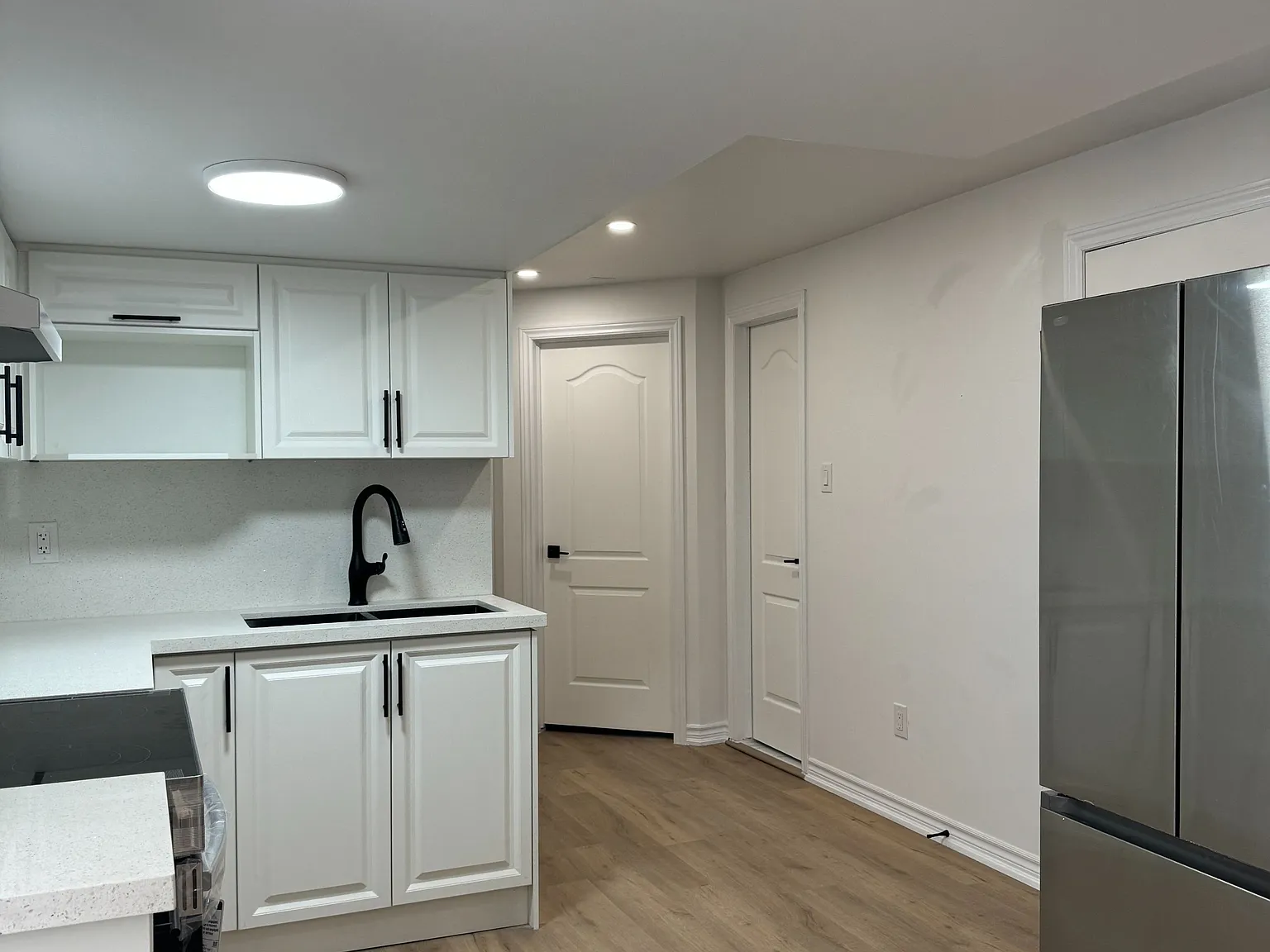 2 bed, $1,400 — Photo 2