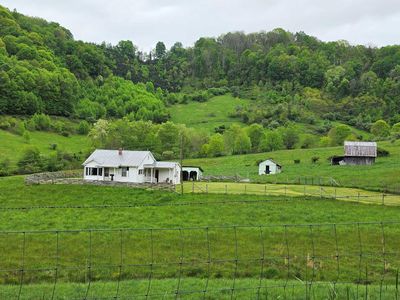 1052 Shippys Branch Rd, Mouth Of Wilson, VA, 24363