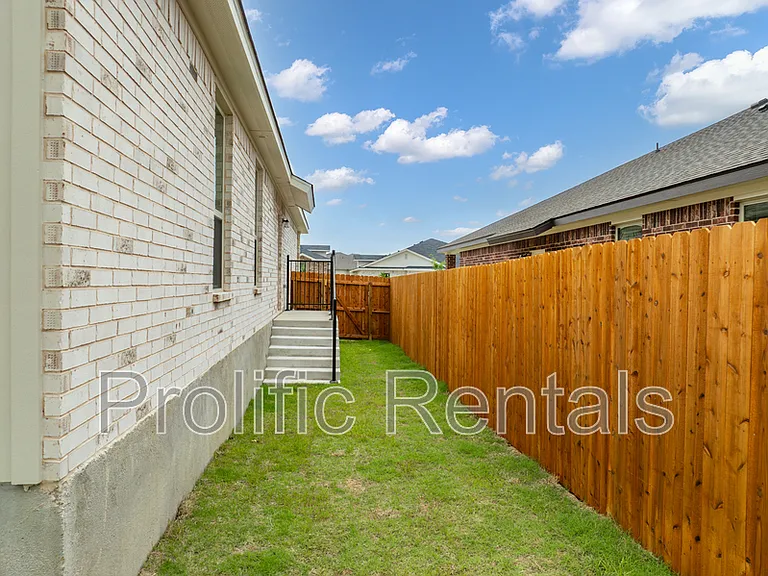 5101 Rose Petal Ct #1 — Photo 26