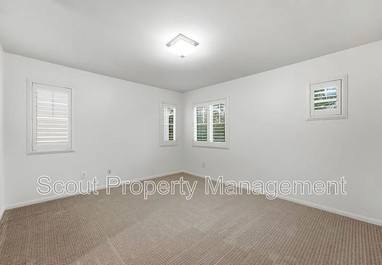 40026 Somerville Ln — Photo 15