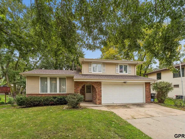 2416 N 98th Ave, Omaha, NE 68134