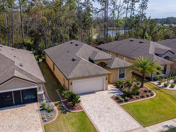 3rd image of 220 Woodhurst Dr