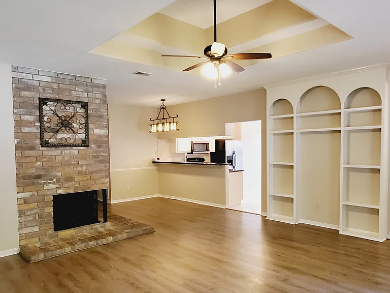 47 Sandpebble Dr — Photo 3