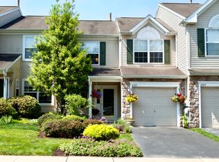 2305 Periwinkle Ct, Phoenixville, PA 19460