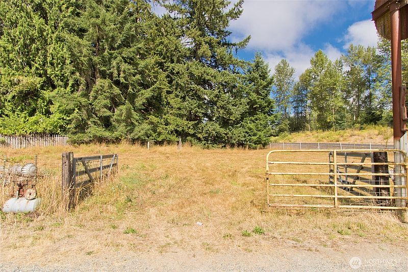 5th image of 15716 AP Tubbs Road E