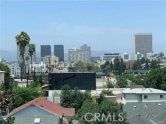 1143 Irolo St — Photo 9