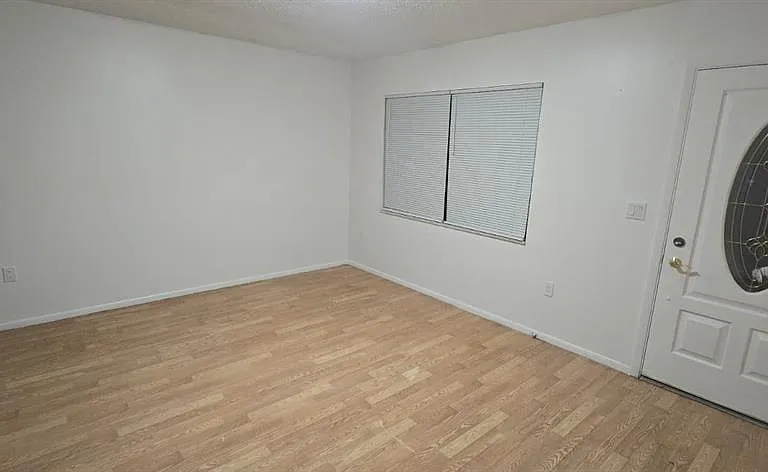 664 Cypress Rd — Photo 5